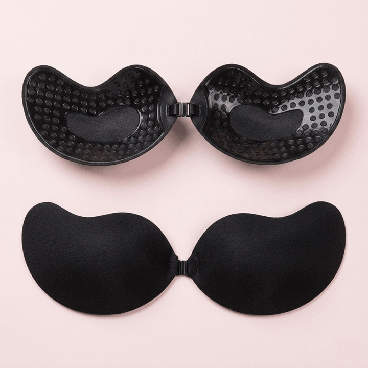 Soutien-gorge adhésif et invisible : Le secret